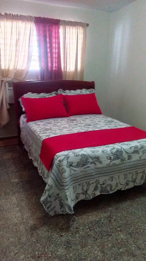 Hotel El Tronco Inc Boca Chica Bed & Breakfast