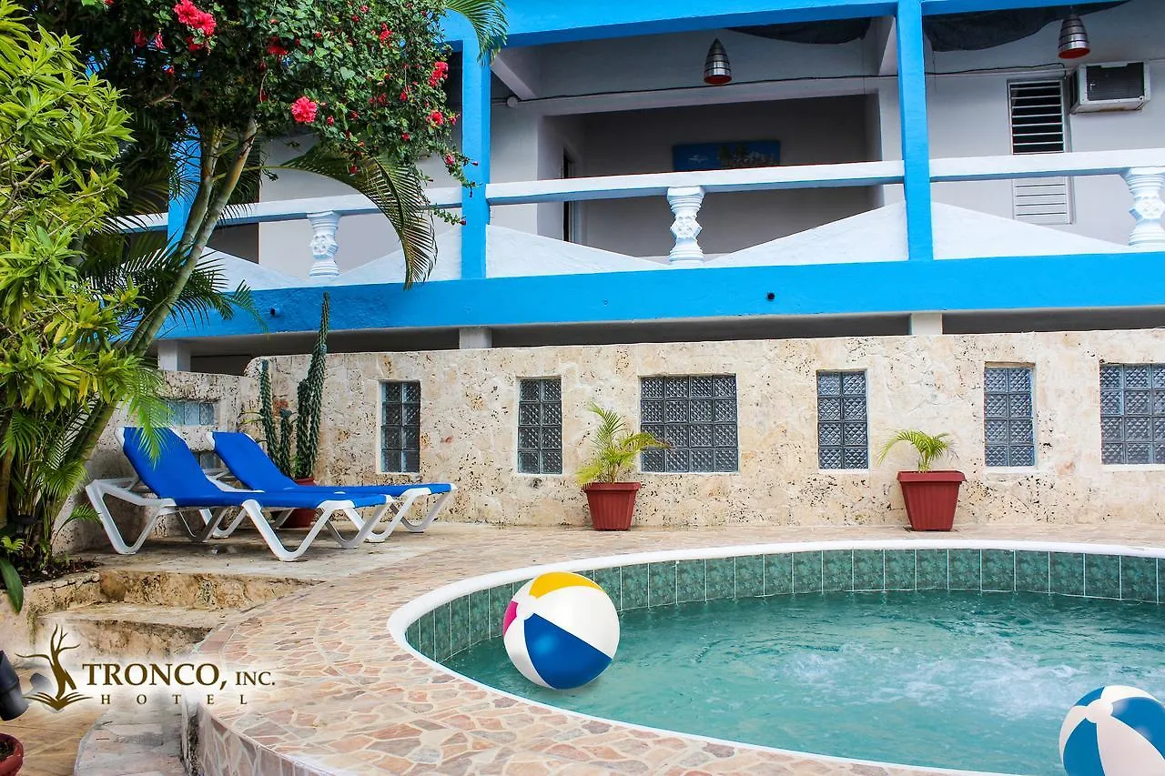 Bed & Breakfast Hotel El Tronco Inc Boca Chica