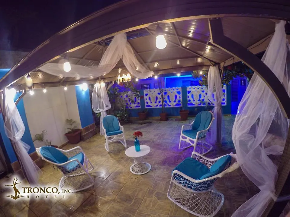 Bed & Breakfast Hotel El Tronco Inc Boca Chica