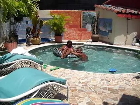Bed & Breakfast Hotel El Tronco Inc Boca Chica