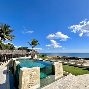 Hotel Tritón Boutique&restaurant, Guayacanes